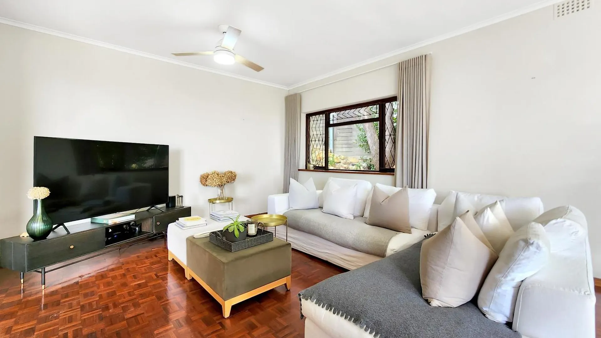 Villa Bartholomew Fresnaye Cape Town