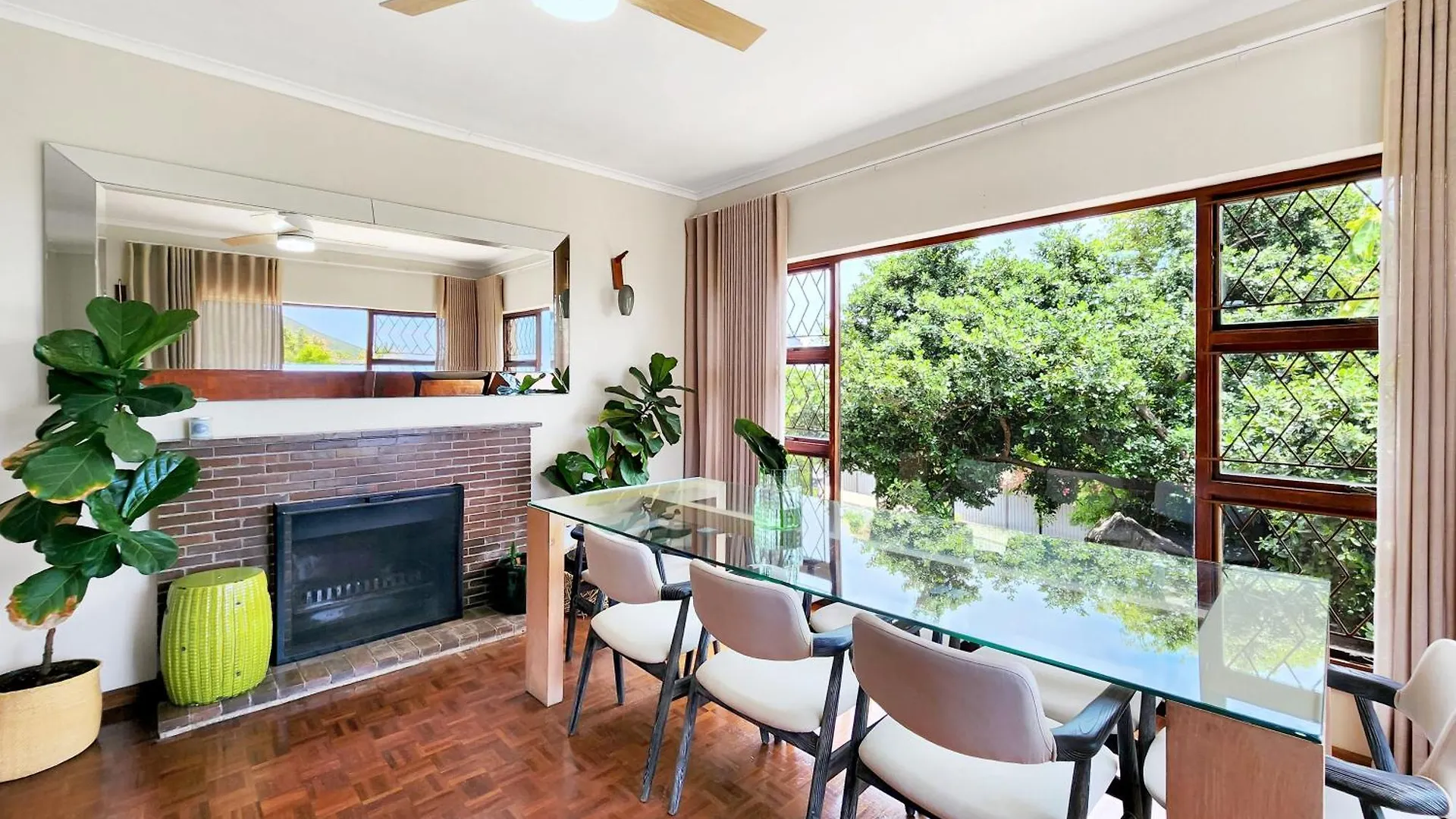 Villa Bartholomew Fresnaye Cape Town