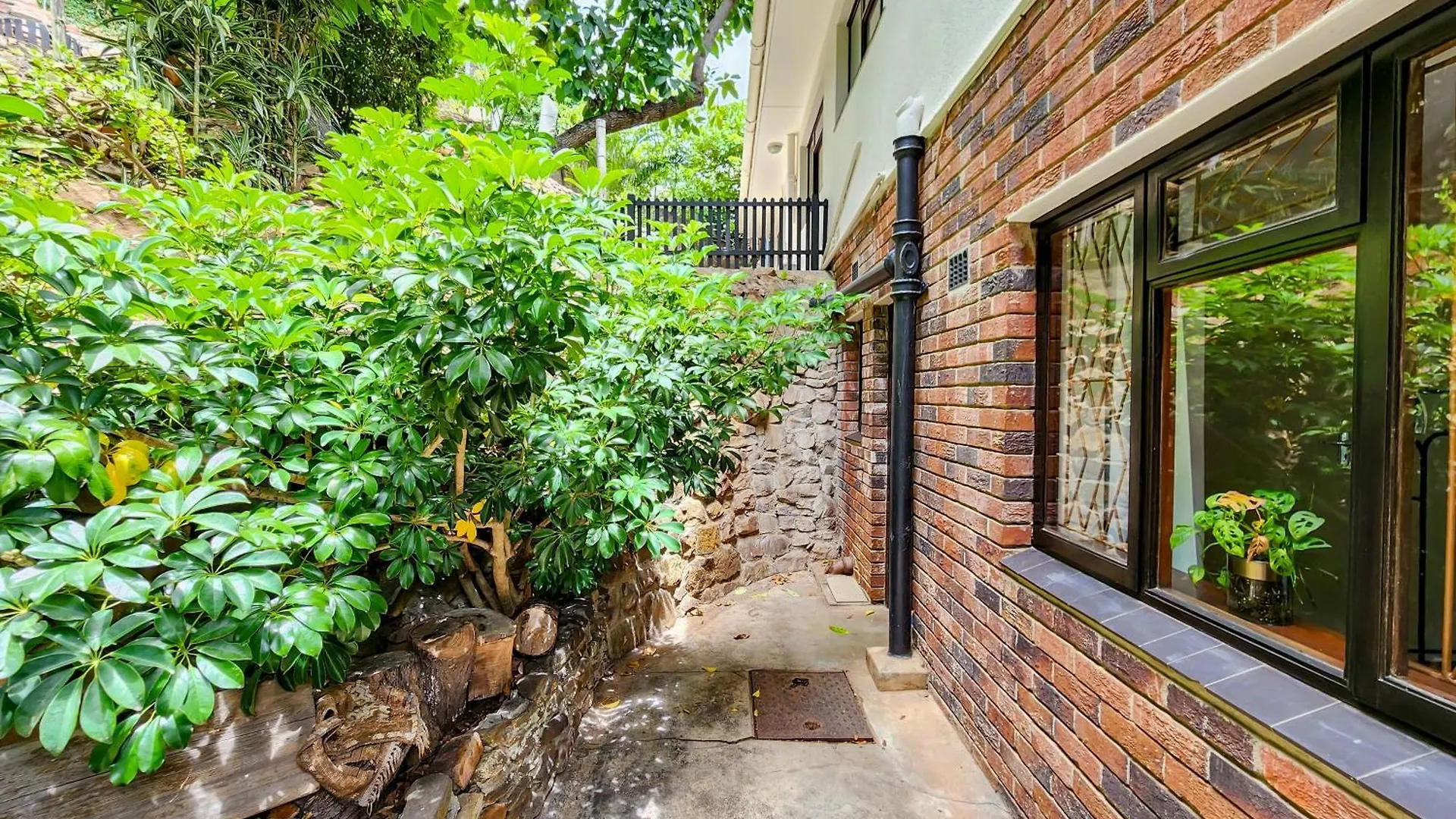 Villa Bartholomew Fresnaye Cape Town