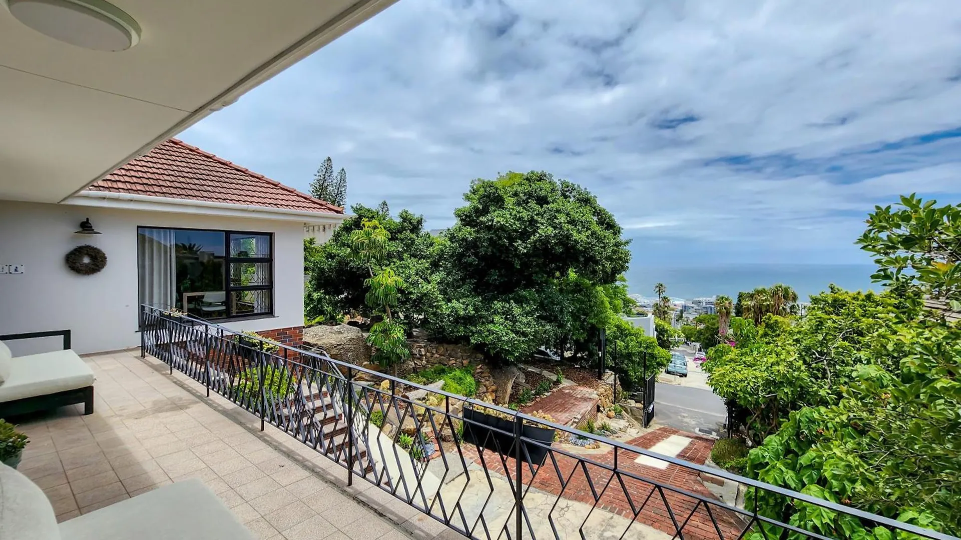 Villa Bartholomew Fresnaye Cape Town