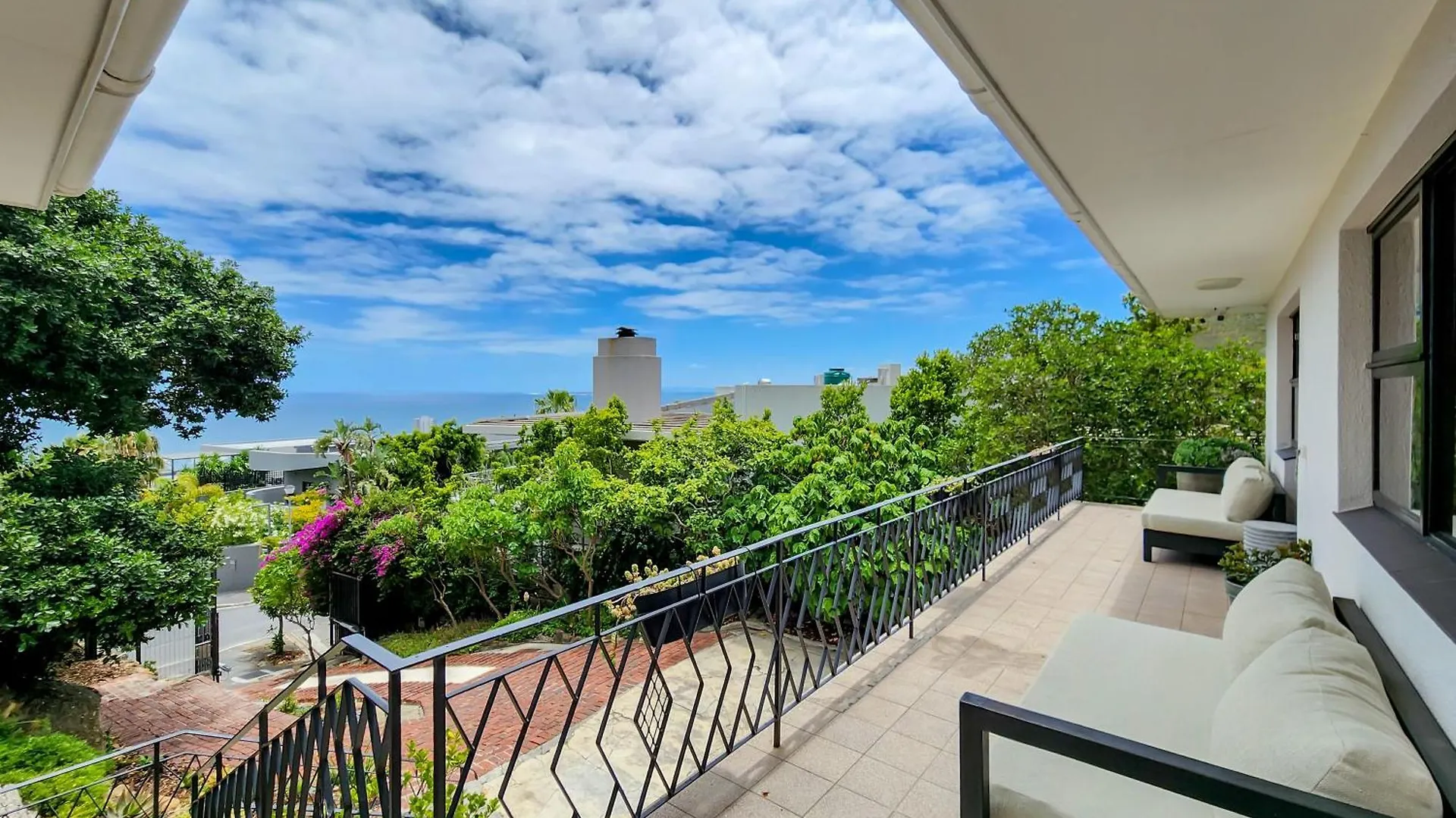 Villa Bartholomew Fresnaye Cape Town